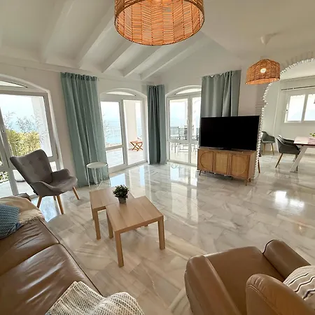 Villla Clementina ヴィラ